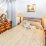 Gorgeous In With Wifi Holiday home *