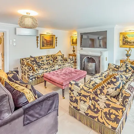 Holiday home Gorgeous In With Wifi *